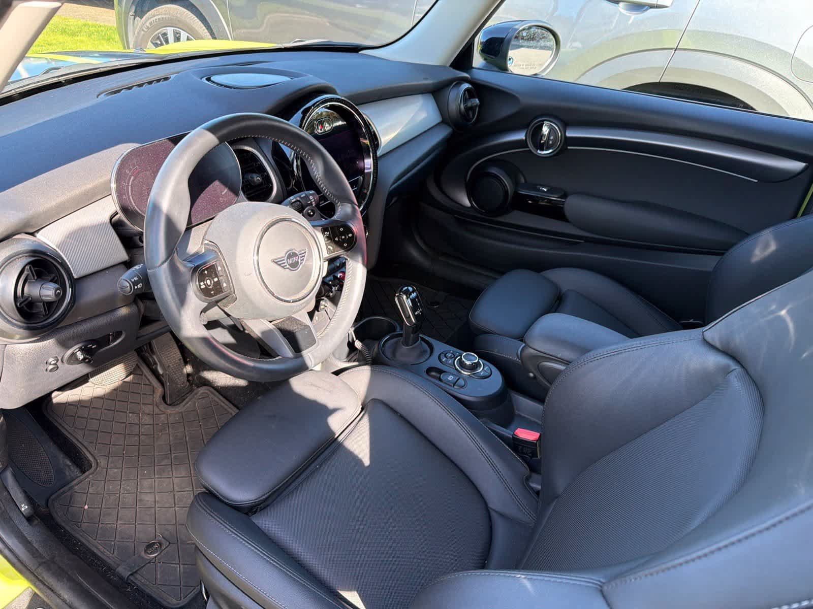 Used 2024 MINI Cooper S FWD image 2