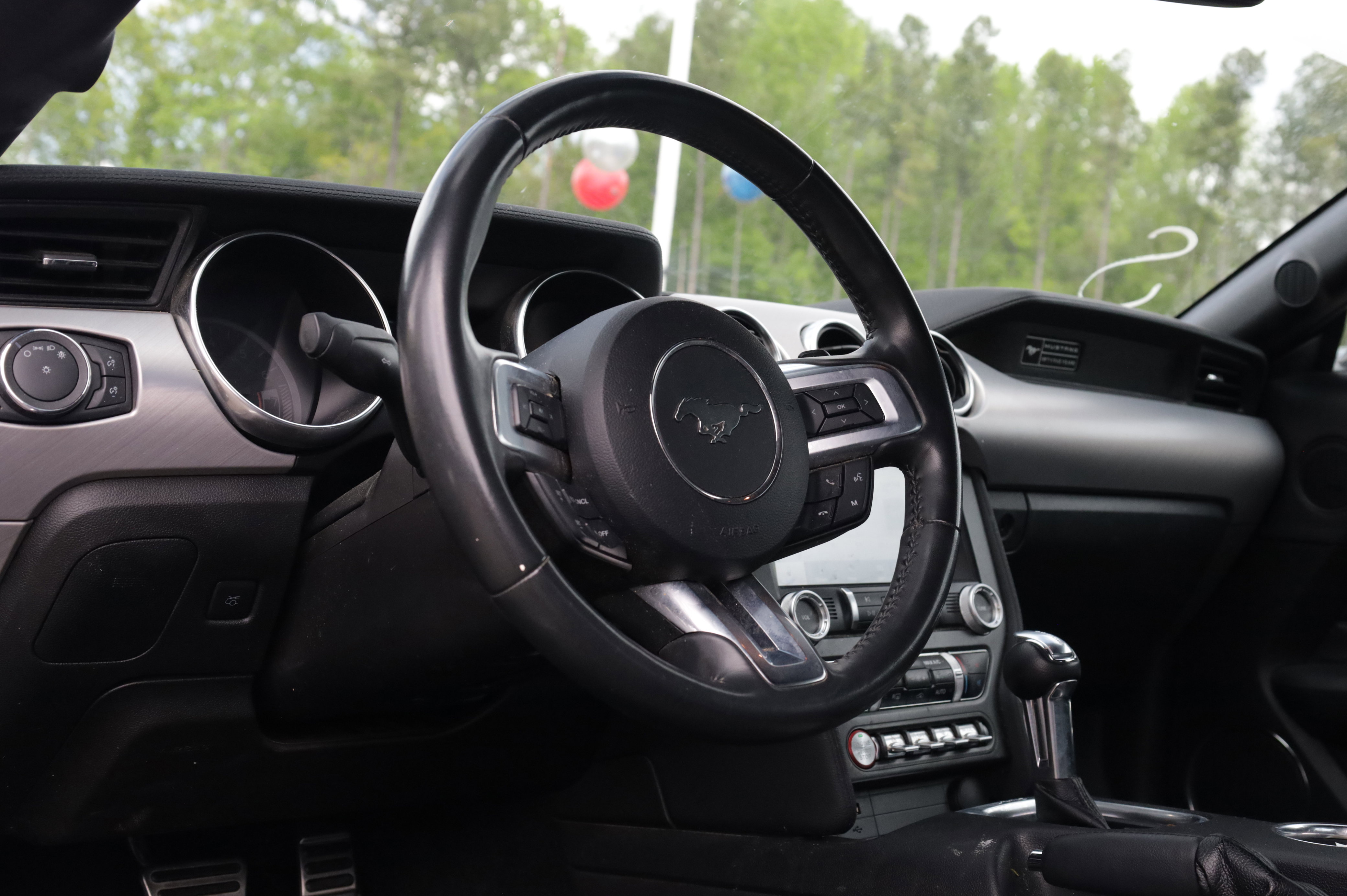 Used 2020 Ford Mustang Premium image 6