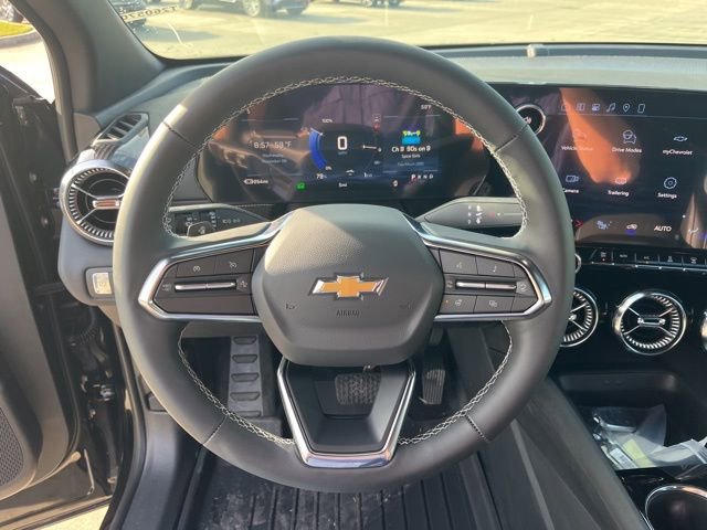New 2026 Chevrolet Blazer EV LT image 18