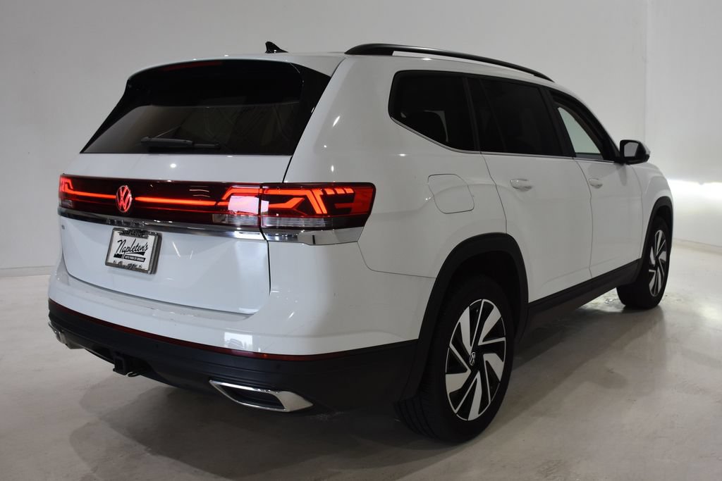 Used 2025 Volkswagen Atlas SE FWD image 4
