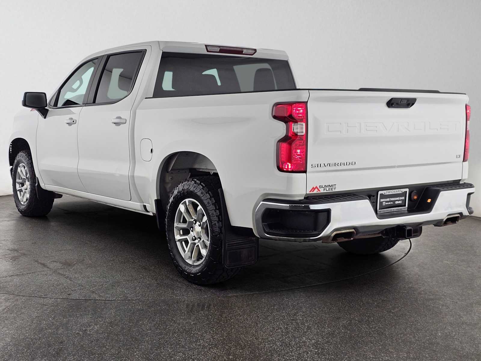 Used 2023 Chevrolet Silverado 1500 LT w/ Z71 Off-Road Package AWD/4WD image 5