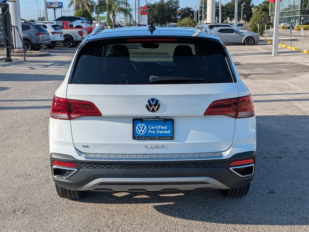 Certified 2023 Volkswagen Taos SE w/ Panoramic Sunroof Package FWD image 5