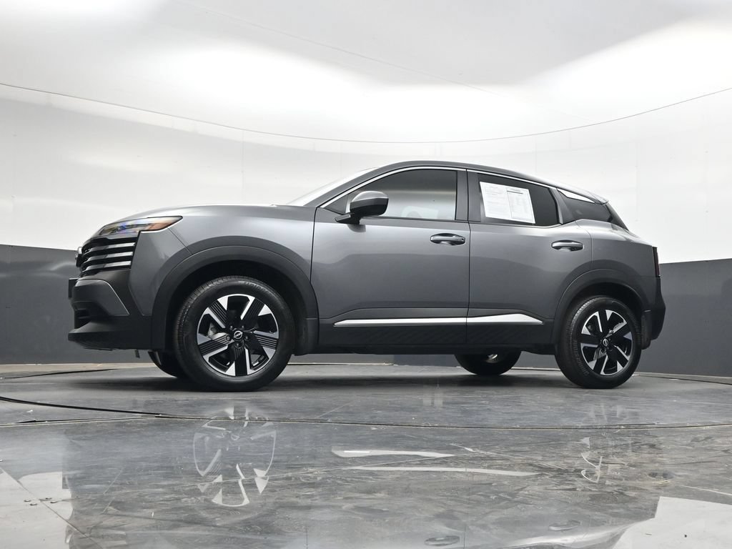 Certified 2025 Nissan Kicks SV AWD/4WD image 39