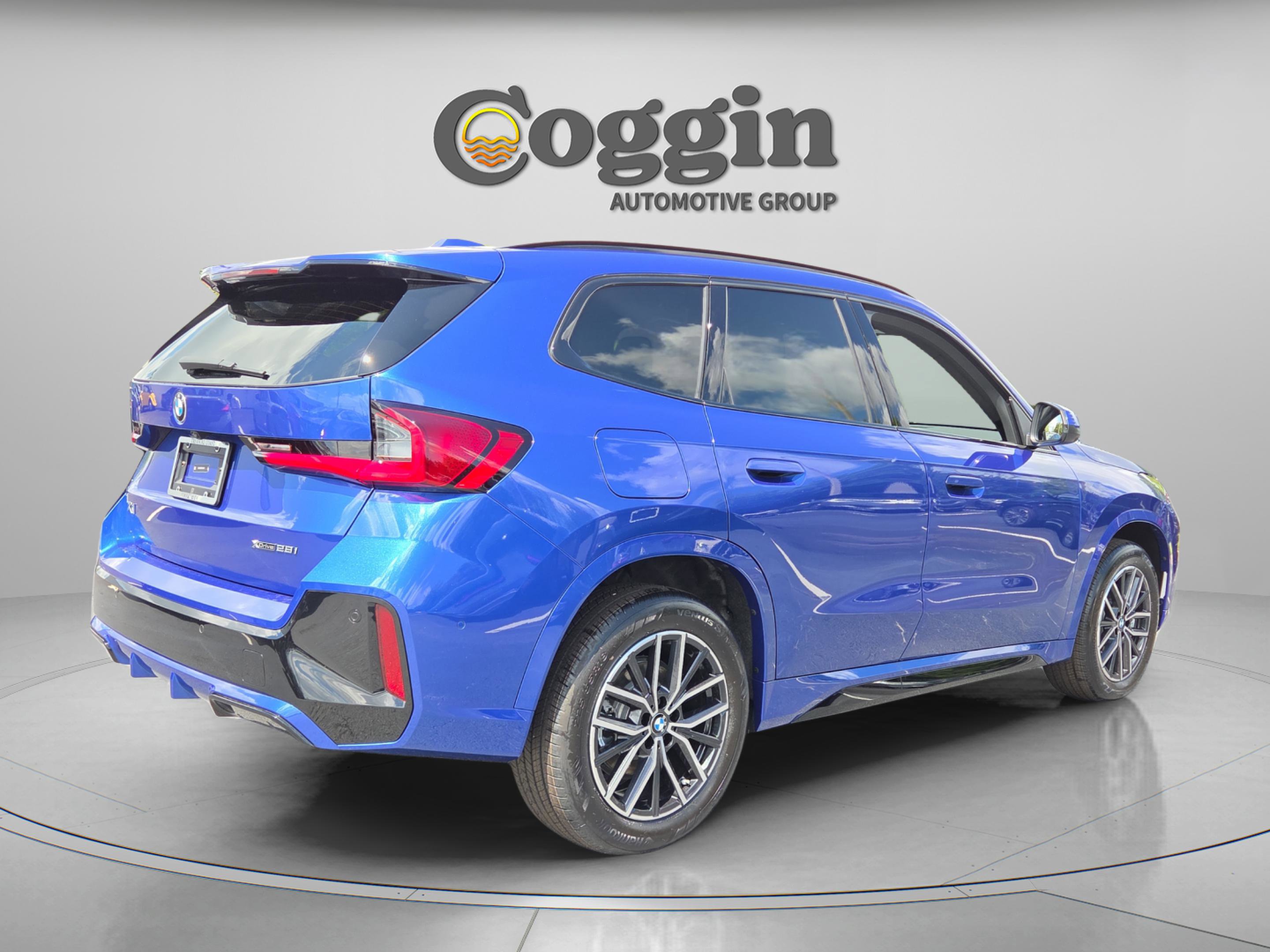 New 2026 BMW X1 xDrive28i w/ Technology Package AWD/4WD image 5