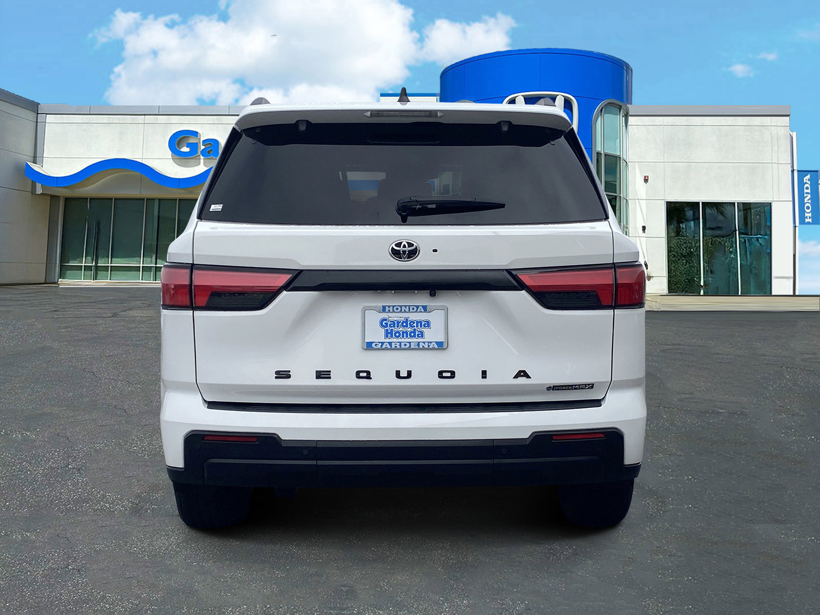 Used 2025 Toyota Sequoia SR5 w/ TRD Sport Package AWD/4WD image 5