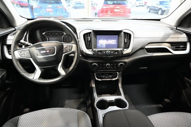 Used 2023 GMC Terrain SLE w/ Driver Convenience Package image 12