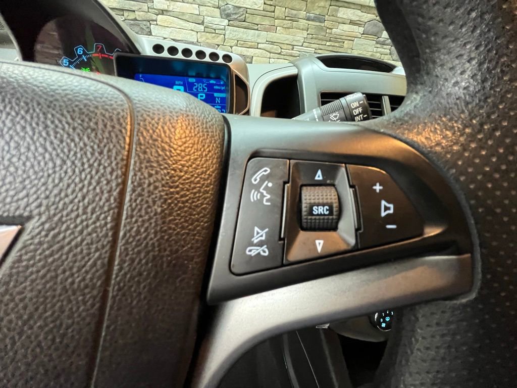 Used 2015 Chevrolet Sonic LT FWD image 21