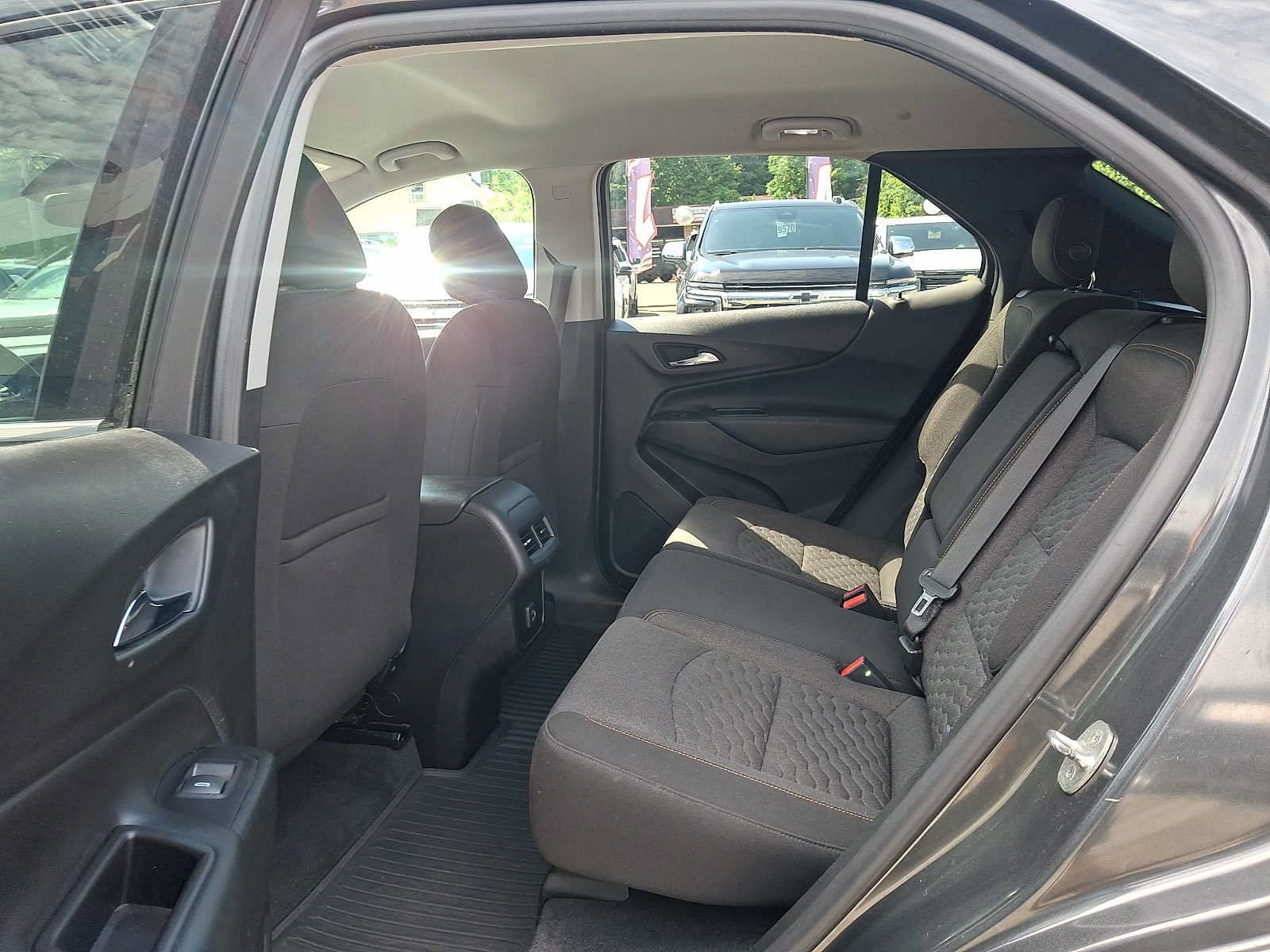Used 2019 Chevrolet Equinox LT AWD/4WD image 10
