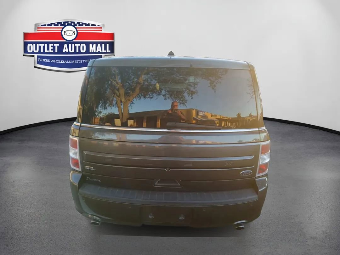 Used 2018 Ford Flex SEL w/ Equipment Group 202A FWD image 3