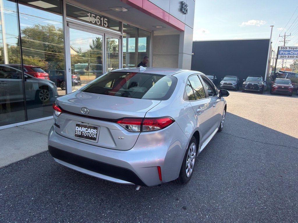Used 2021 Toyota Corolla LE w/ Carpet Mat Package (TMS) FWD image 4