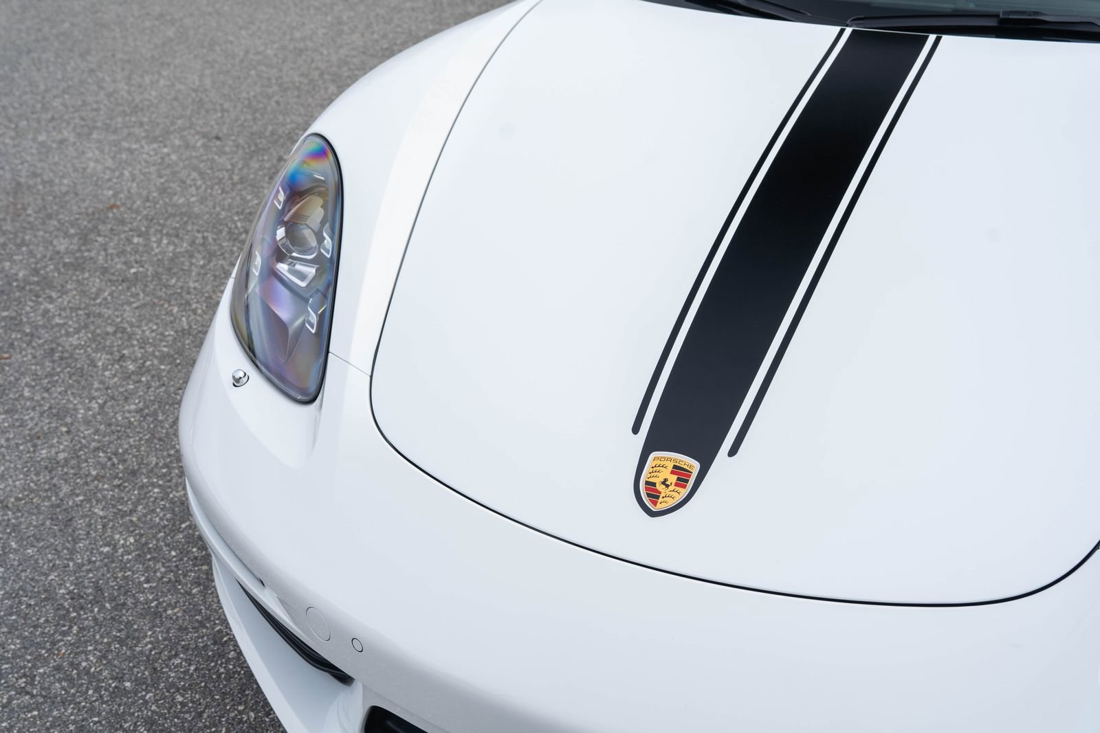 Certified 2024 Porsche 718 Boxster RWD image 19