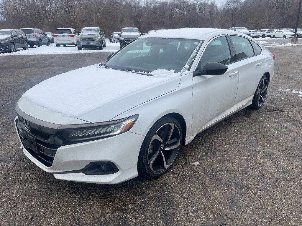 Used 2022 Honda Accord Sport image 2