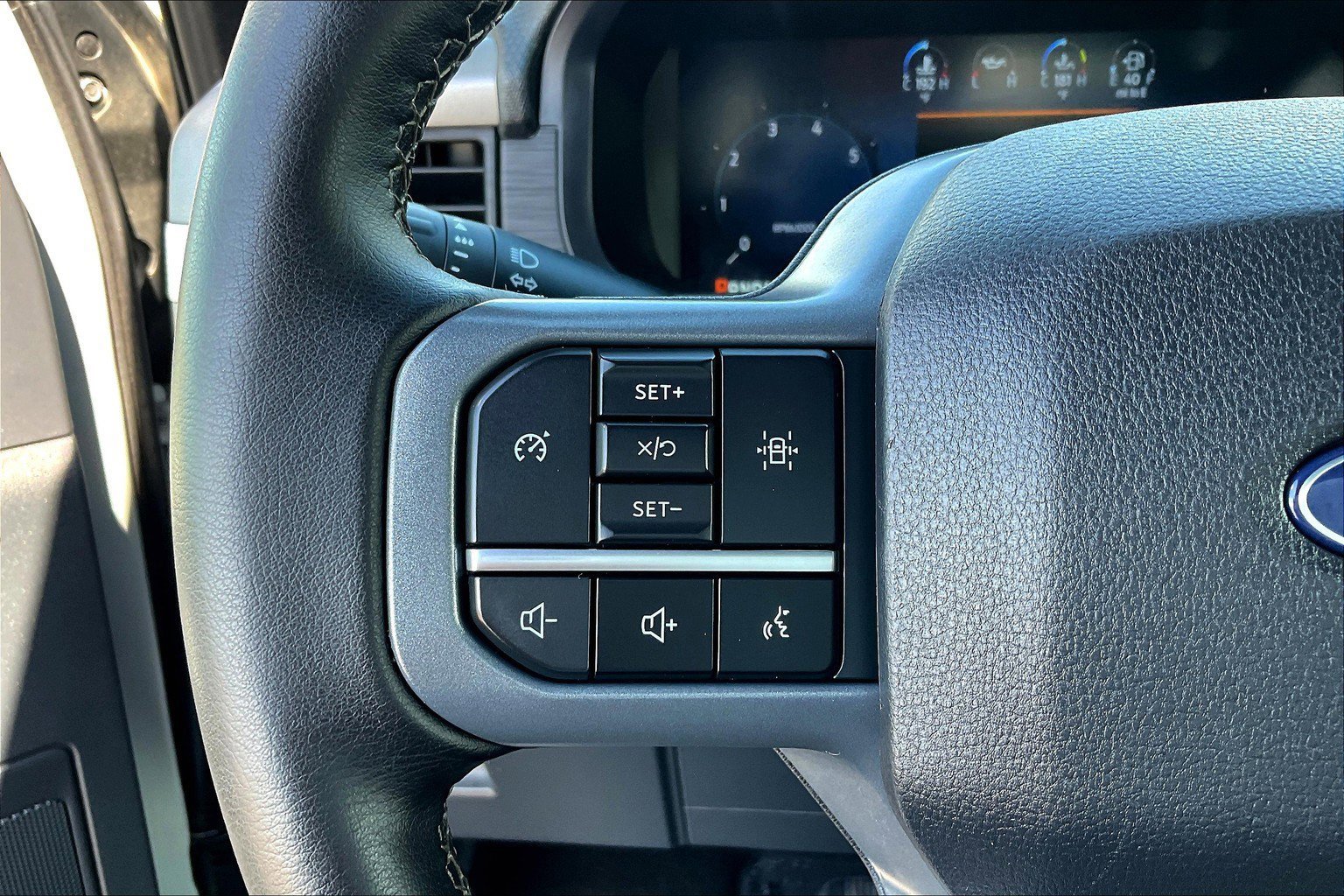 Used 2024 Ford F150 XLT w/ Mobile Office Package image 20