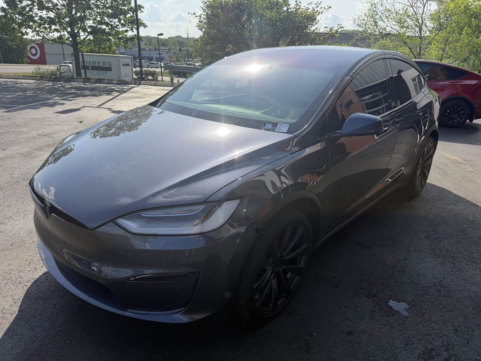 Used 2022 Tesla Model X AWD/4WD image 3