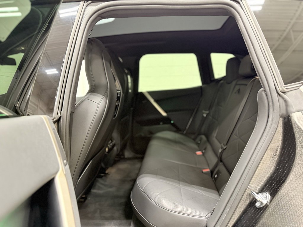 Used 2022 BMW iX xDrive50 w/ Premium Package image 19
