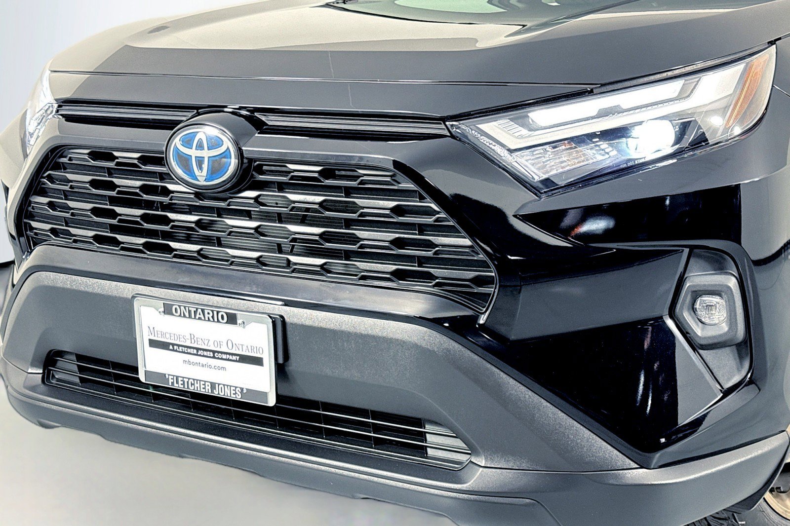 Used 2024 Toyota RAV4 AWD Hybrid image 13