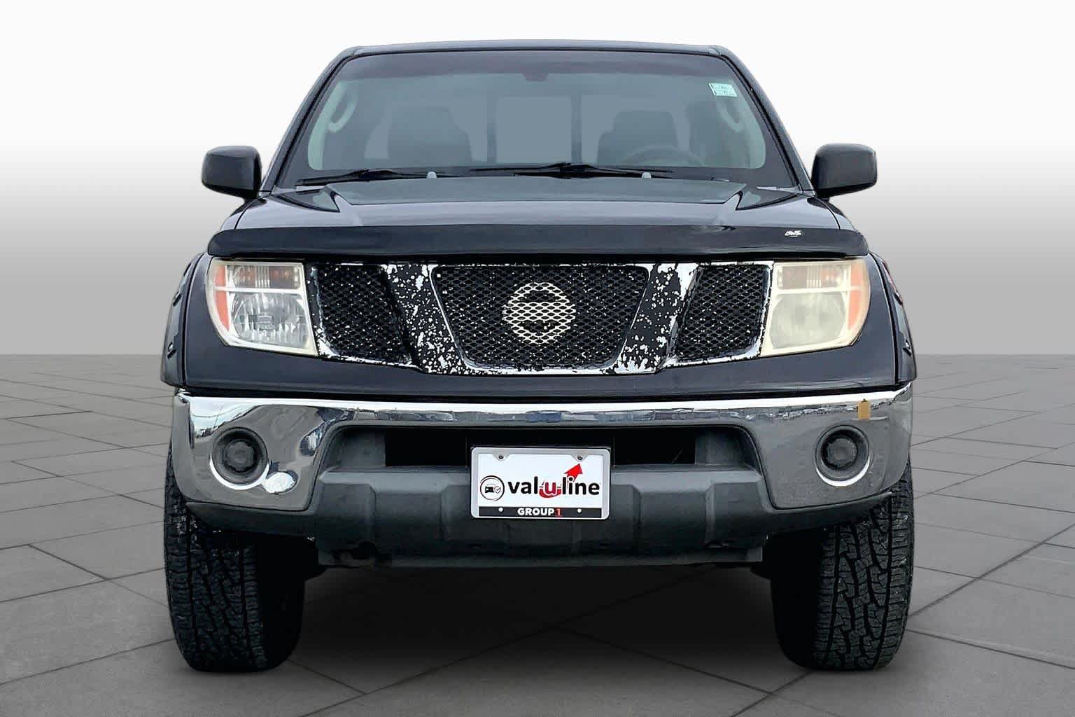 Used 2005 Nissan Frontier SE w/ (P01) Power Pkg AWD/4WD image 3