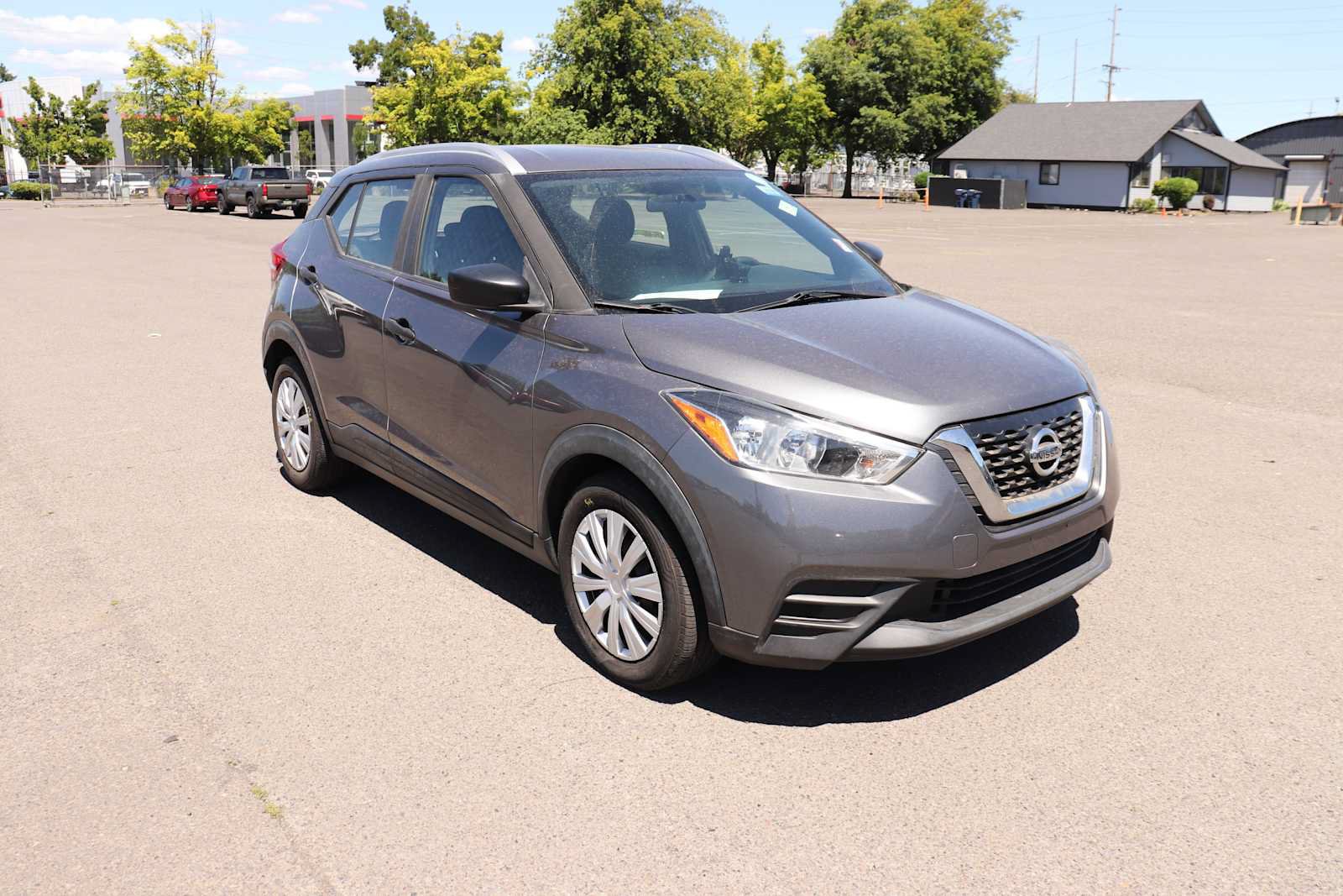 Used 2019 Nissan Kicks S FWD image 3