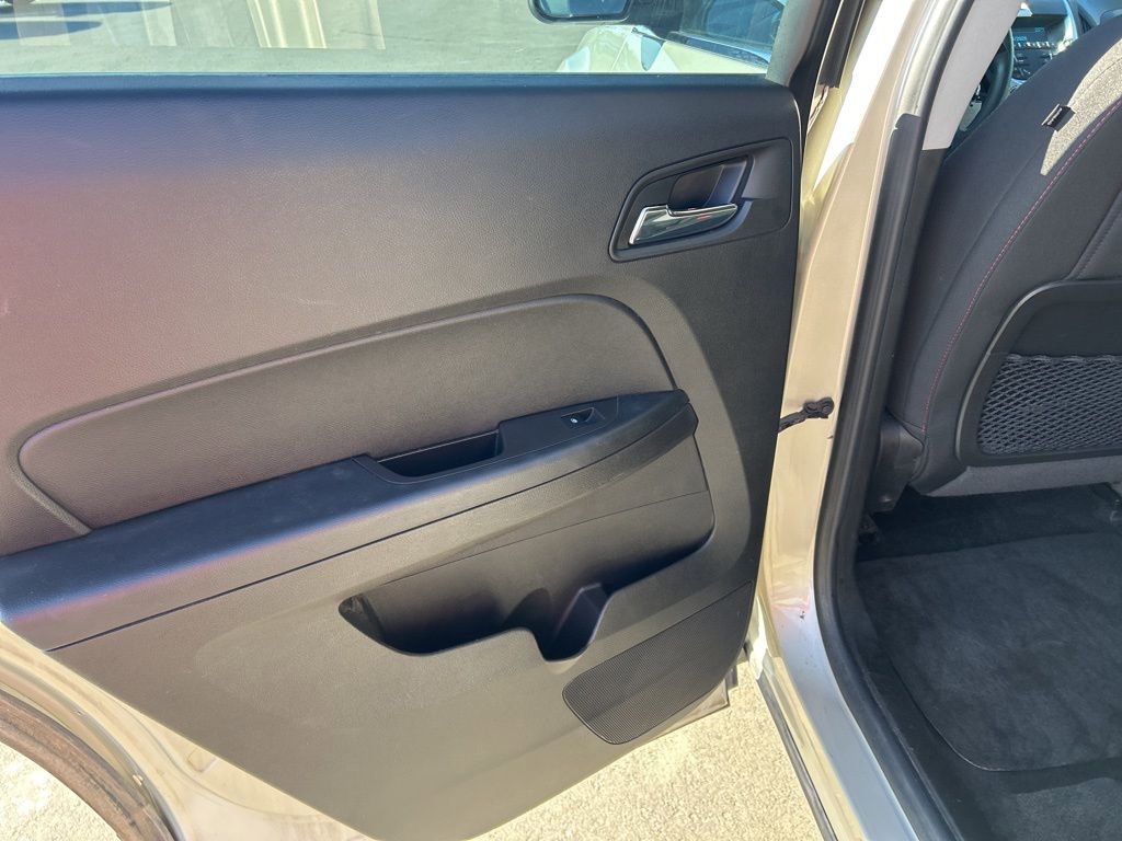 Used 2015 Chevrolet Equinox LS FWD image 28