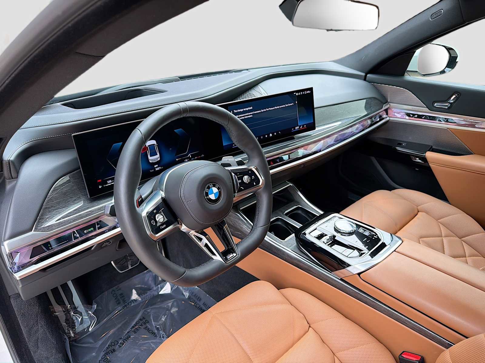 Certified 2024 BMW 740i xDrive w/ Premium Package AWD/4WD image 12