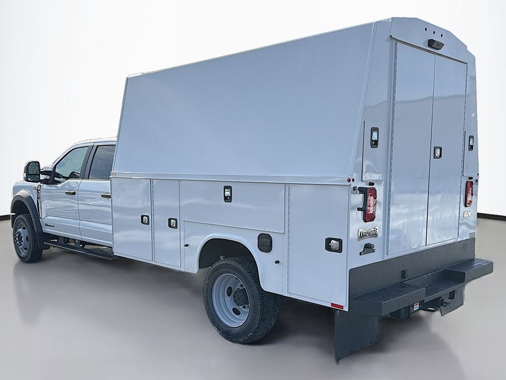 New 2026 Ford F550 4x4 Crew Cab image 6