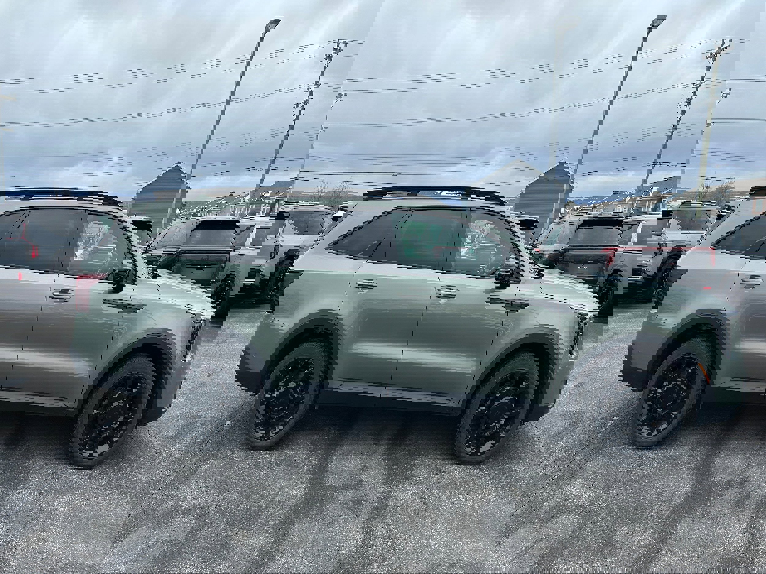 Used 2025 Kia Sorento SX Prestige w/ Sage Leather Package image 4