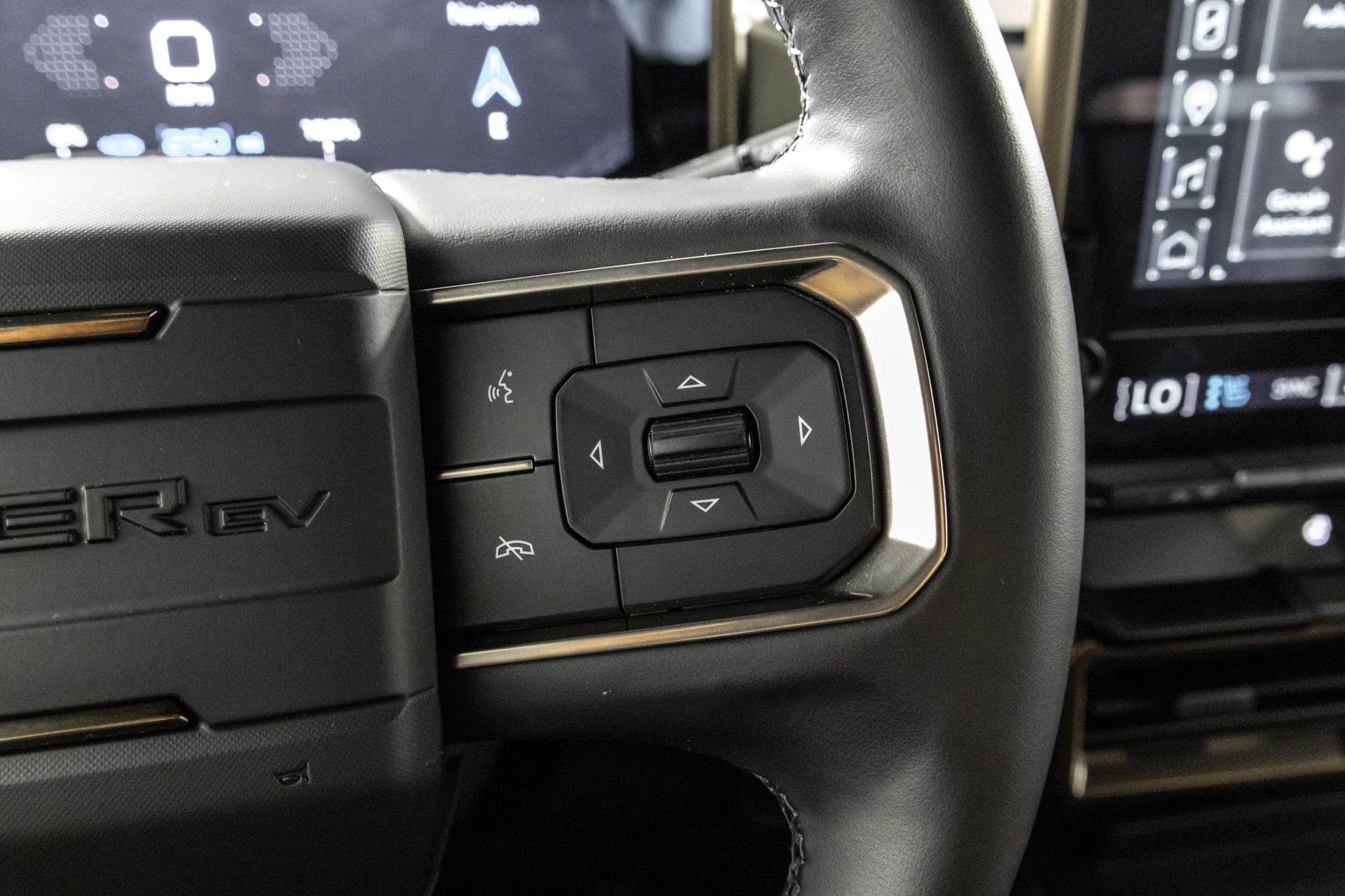 Used 2025 GMC Hummer EV 2X AWD/4WD image 27
