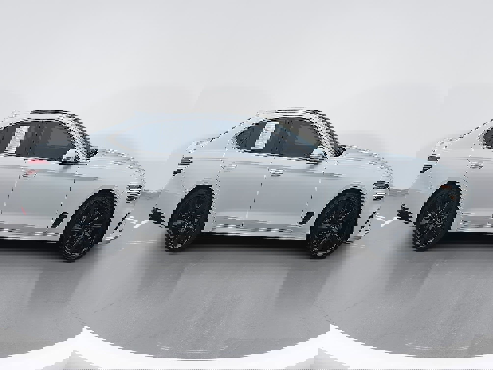 Used 2023 Genesis G70 2.0T w/ Sport Prestige Package image 2