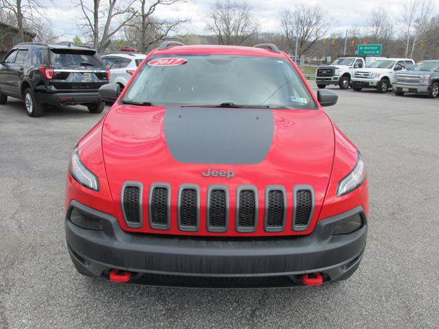 Used 2017 Jeep Cherokee Trailhawk w/ Cold Weather Group image 2