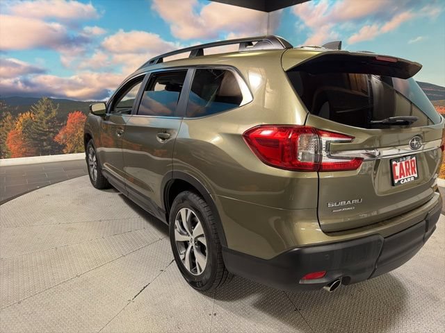 Used 2025 Subaru Ascent Premium AWD/4WD image 9