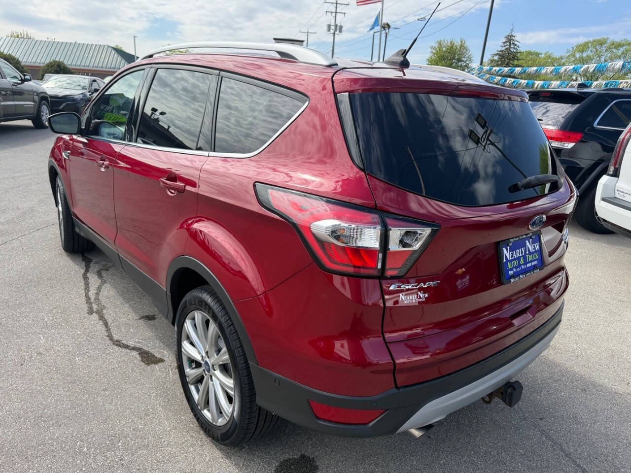 Used 2018 Ford Escape Titanium w/ Ford Safe & Smart Package AWD/4WD image 7