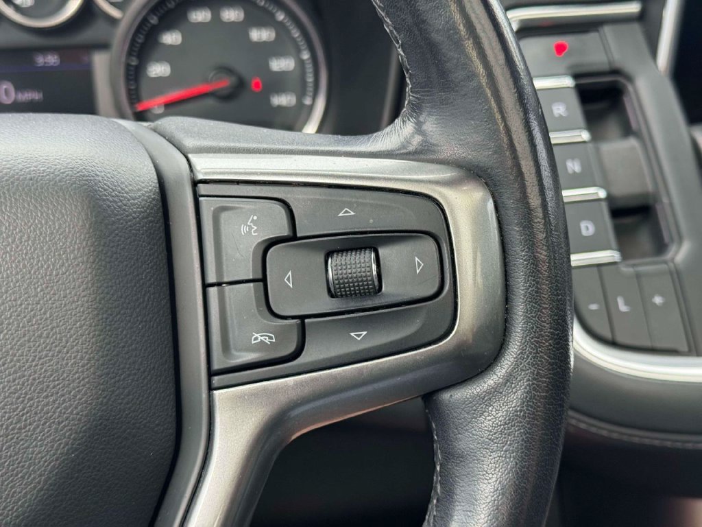 Used 2021 Chevrolet Suburban LT w/ LT Signature Package AWD/4WD image 25