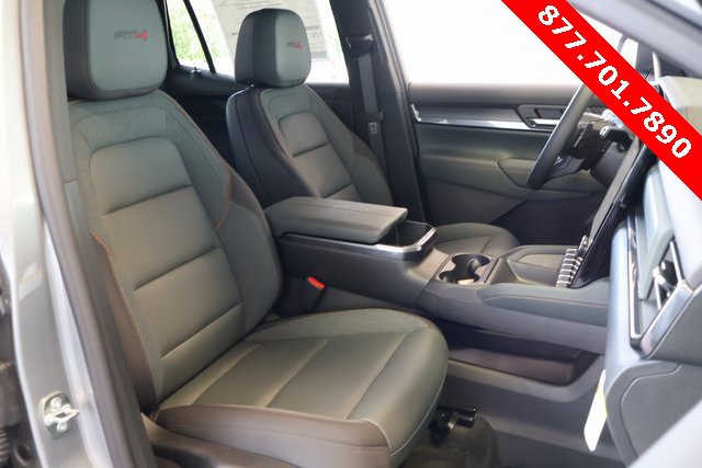 New 2026 GMC Terrain AT4 w/ Technology Package II image 19