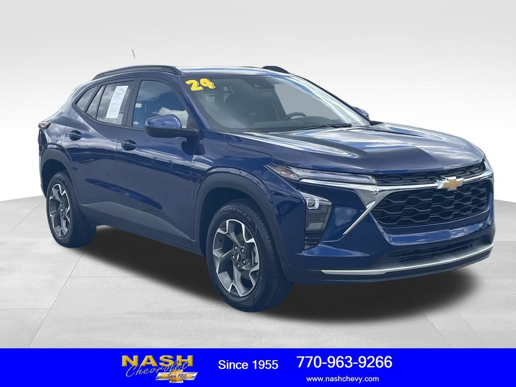 Used 2024 Chevrolet Trax LT w/ Driver Confidence Package FWD image 1