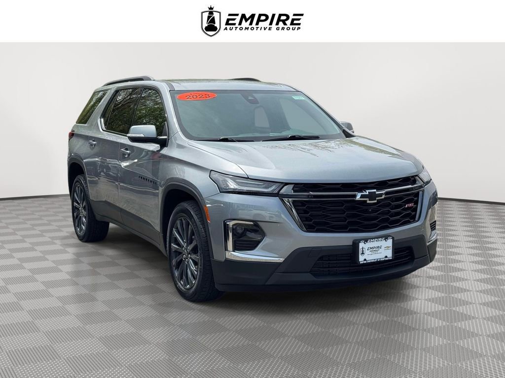 Used 2023 Chevrolet Traverse RS AWD/4WD image 1