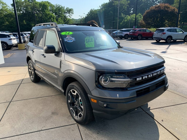 Used 2024 Ford Bronco Sport Outer Banks AWD/4WD image 8