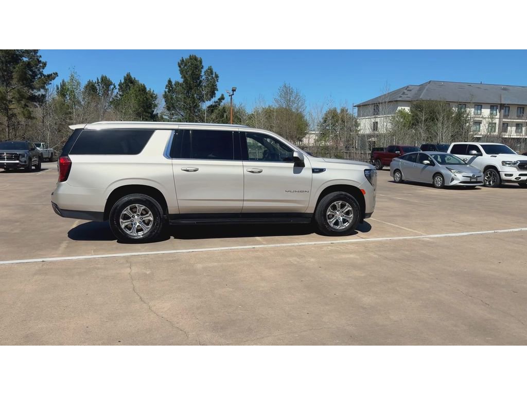 Used 2023 GMC Yukon XL SLE w/ Gmc Pro Safety Plus Package RWD image 9