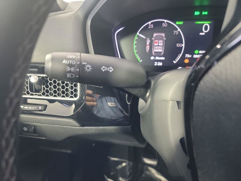 Certified 2025 Honda Civic Sport image 28