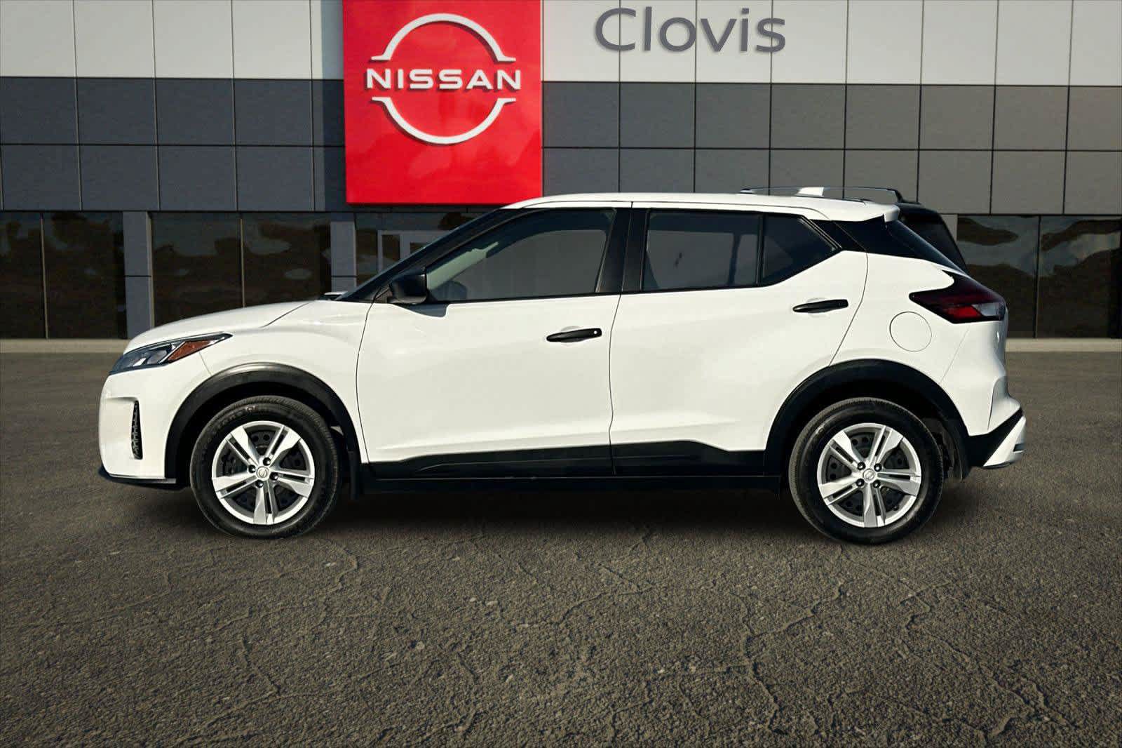 Certified 2025 Nissan Kicks Play S FWD image 5