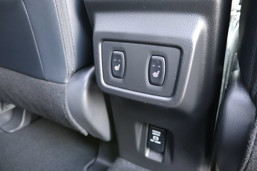 Used 2020 Mitsubishi Eclipse Cross SEL AWD/4WD image 25