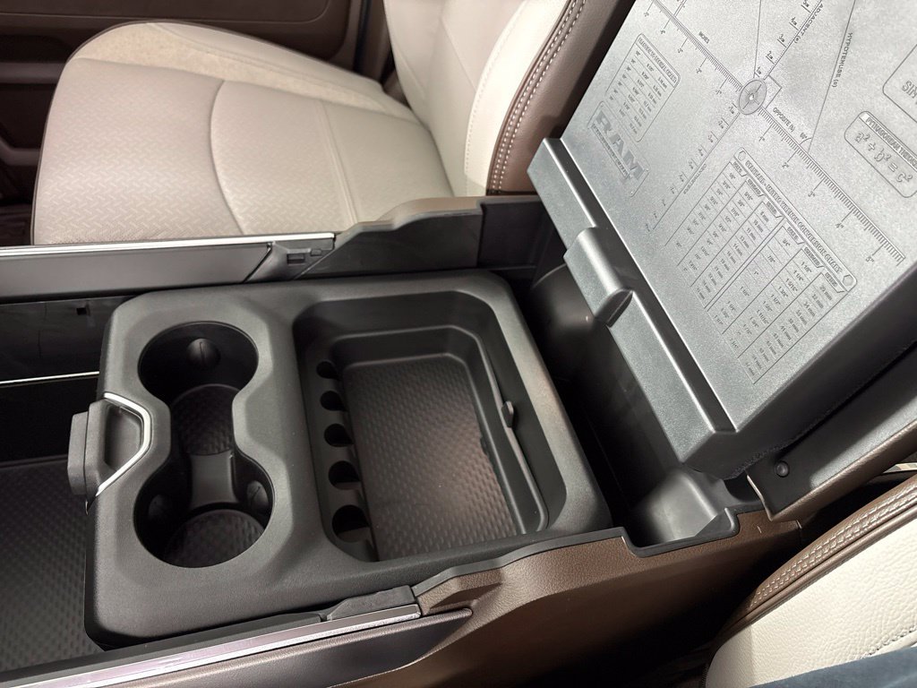 New 2027 RAM 3500 Laramie AWD/4WD image 46