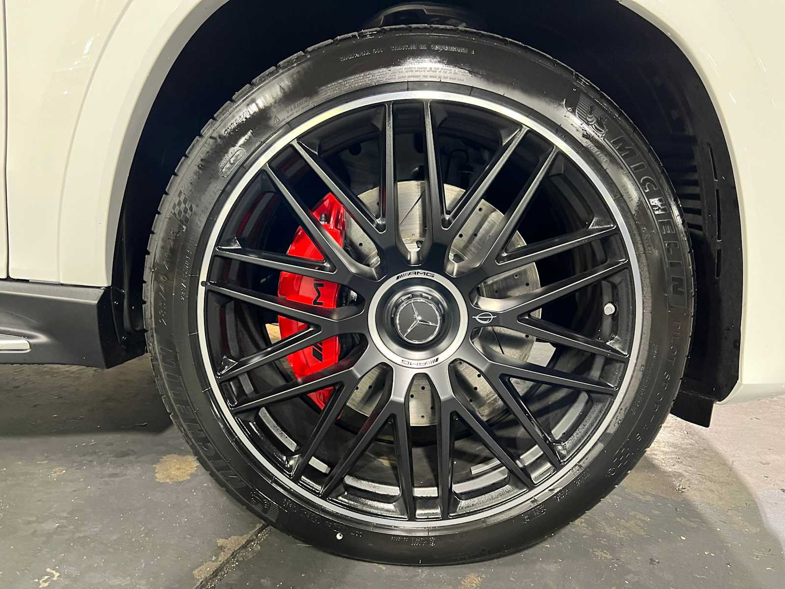 New 2026 Mercedes-Benz GLS 63 AMG 4MATIC image 9