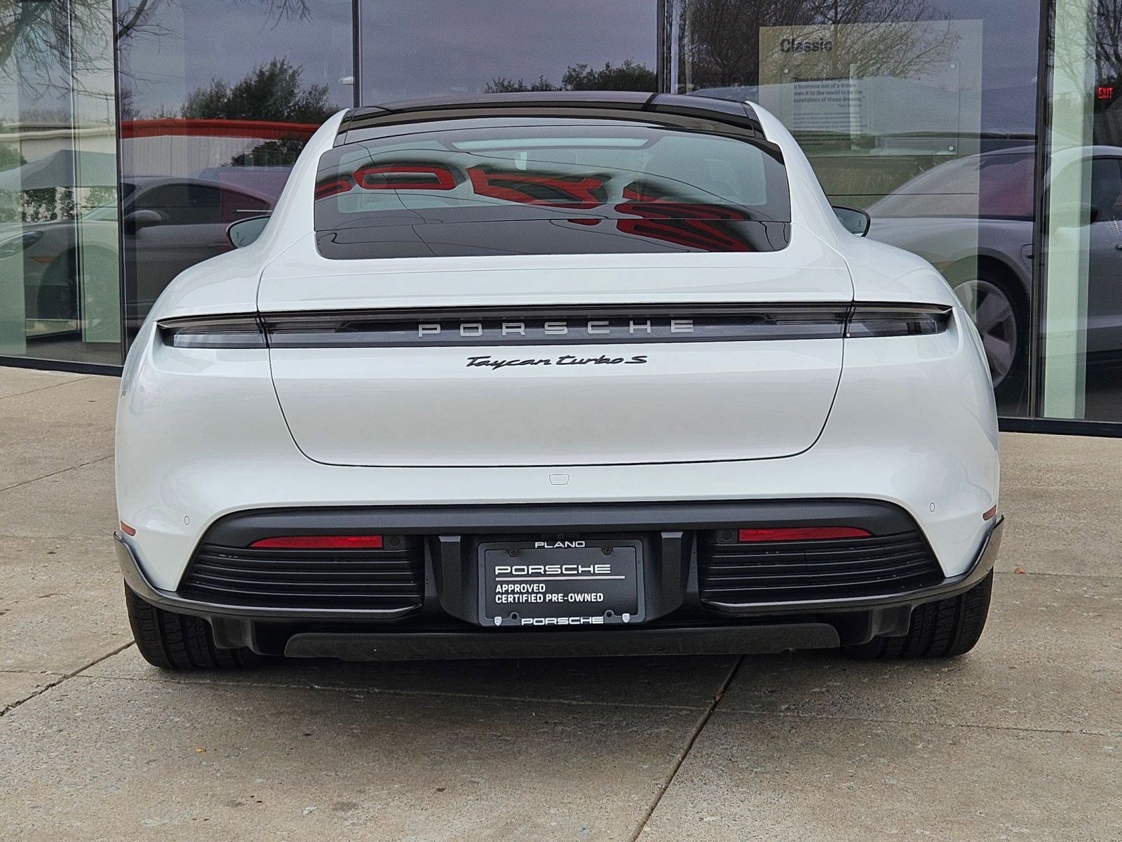 Used 2020 Porsche Taycan Turbo S image 10