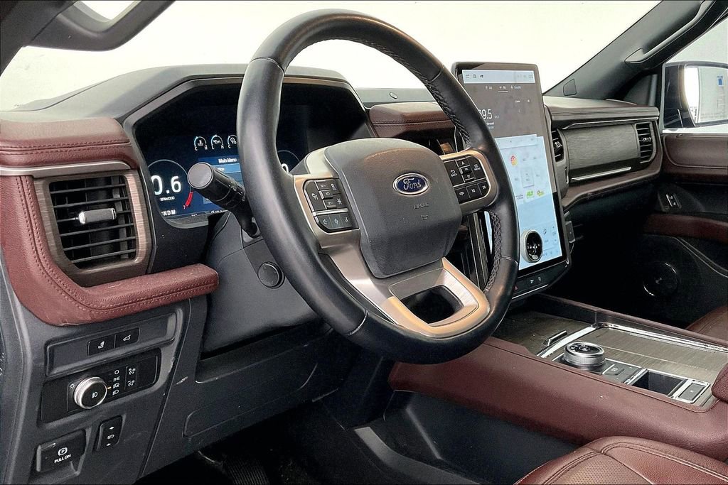 Used 2022 Ford Expedition Limited image 15