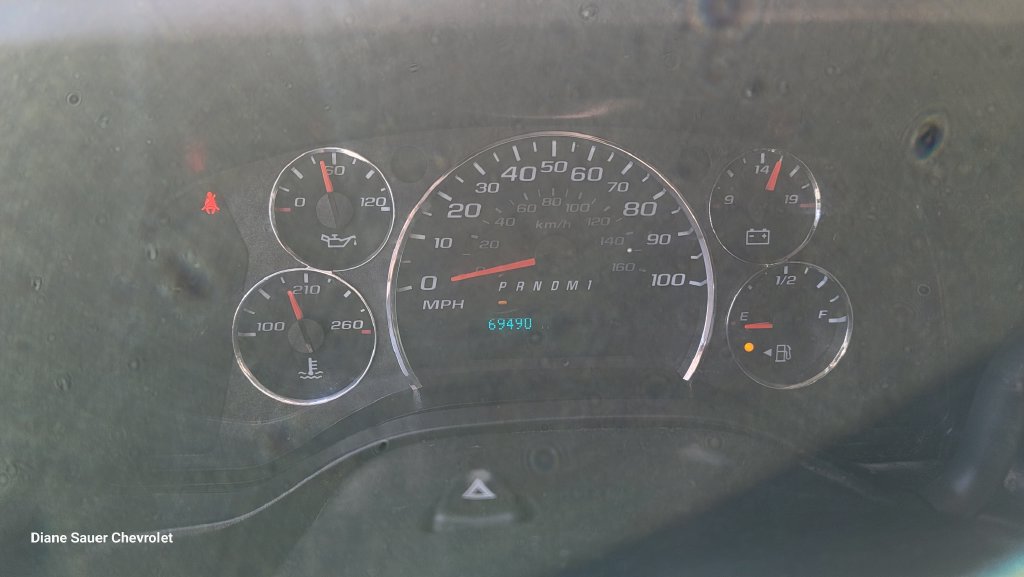 Used 2021 Chevrolet Express 2500 w/ Driver Convenience Package RWD image 19