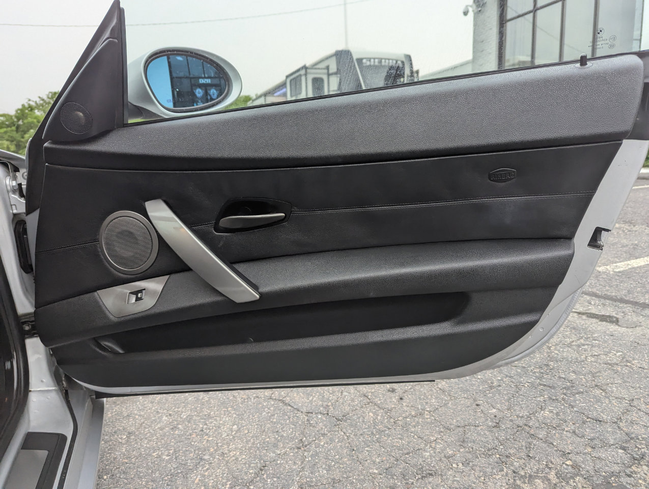Used 2004 BMW Z4 3.0i image 27