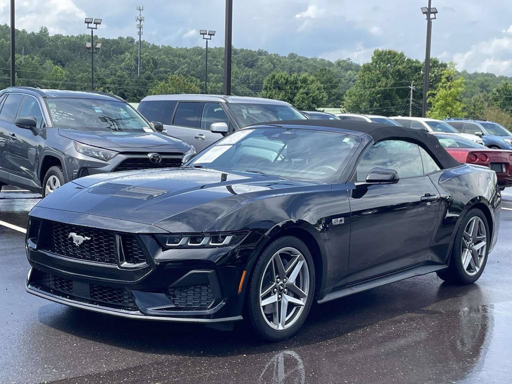 Used 2024 Ford Mustang GT Premium RWD image 7