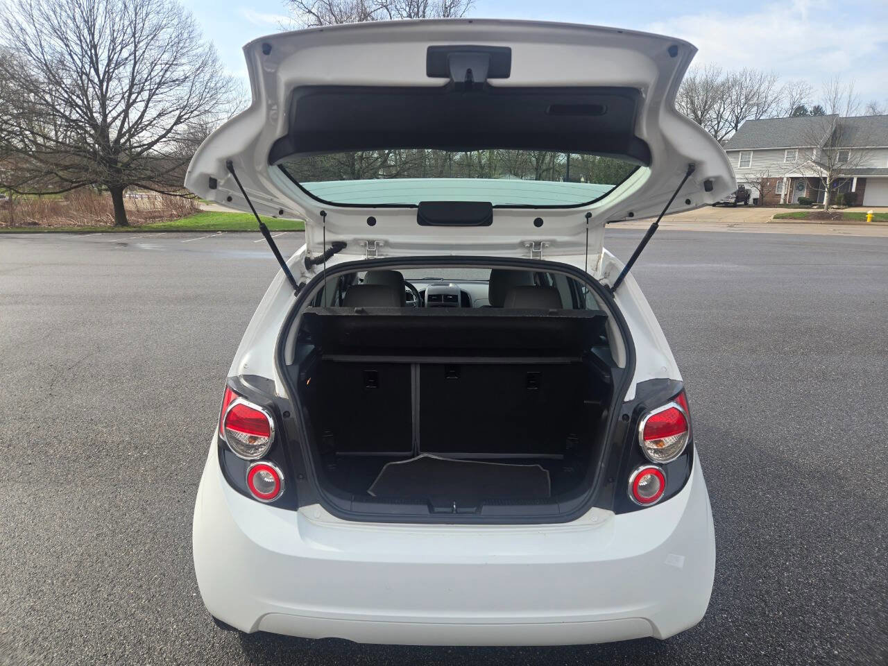 Used 2012 Chevrolet Sonic LS image 35