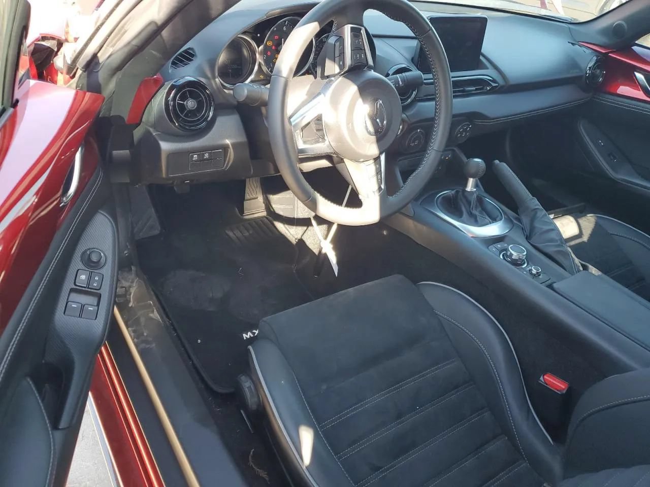 Used 2023 MAZDA MX-5 Miata Club w/ Brembo/BBS Recaro Package RWD image 8