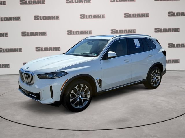 Certified 2024 BMW X5 xDrive40i w/ Premium Package AWD/4WD image 1